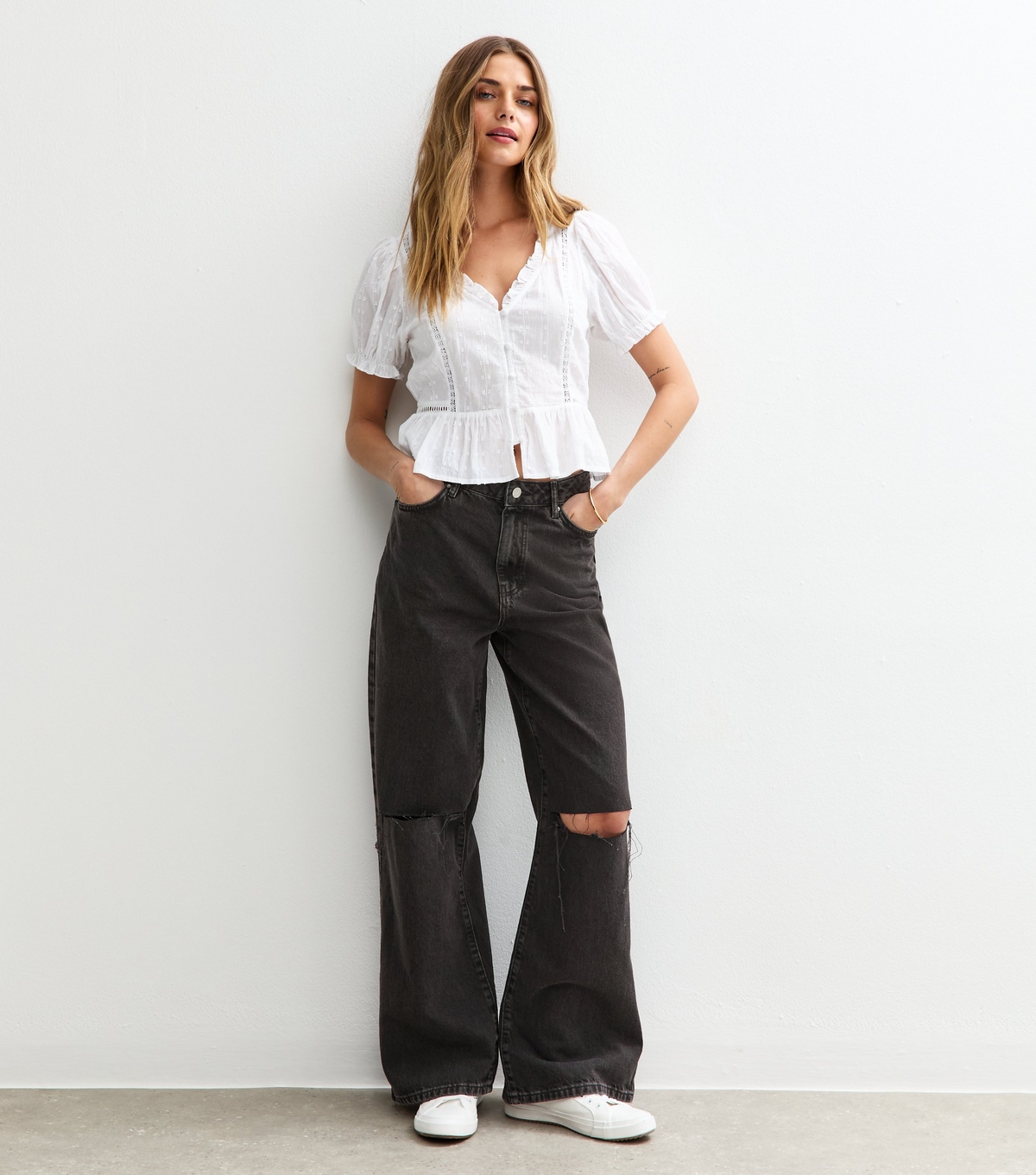 Women's Black Ripped Knee Adalae Wide Leg Jeans New Look