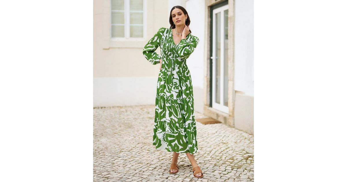 Yumi Green Leaf Print Long Sleeve Maxi Dress | New Look Yumi Green Leaf Print Long Sleeve Maxi Dress | New Look