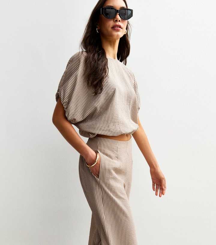 Brown Stripe Print Short Sleeve Bubble Hem Top