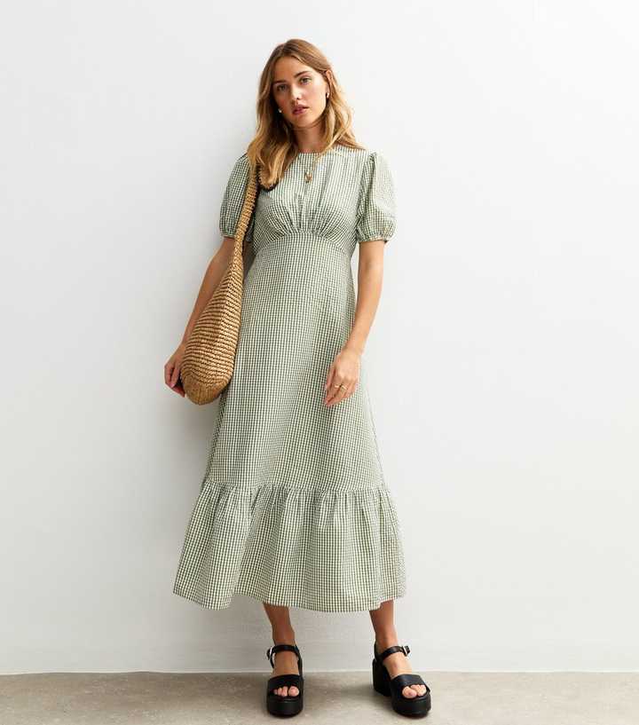 Green Gingham Print Crinkle Midi Dress | New Look