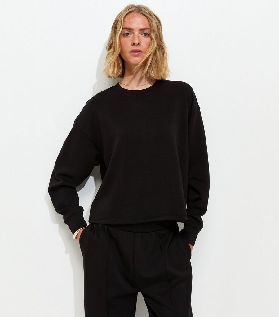 Premium Black Oversized Crew Neck Sweatshirt — photo 1 of 1