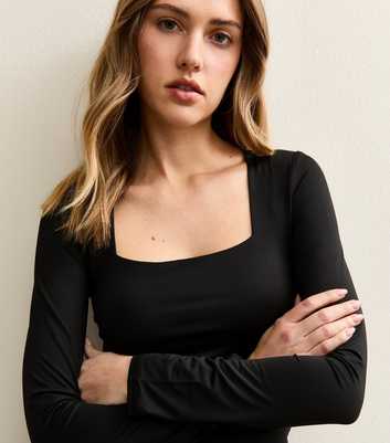 Black Long Sleeve Square Neck Top
