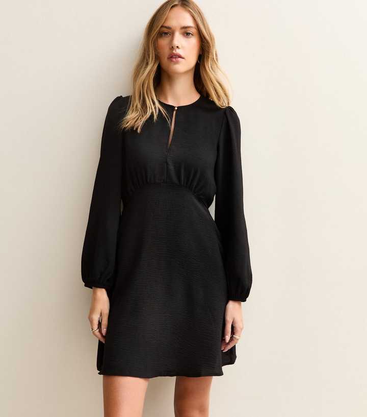 brown tight long sleeve dress Elegant Long Sleeved Elastic Tight Long Dress – Shequila's Fashions main image 1