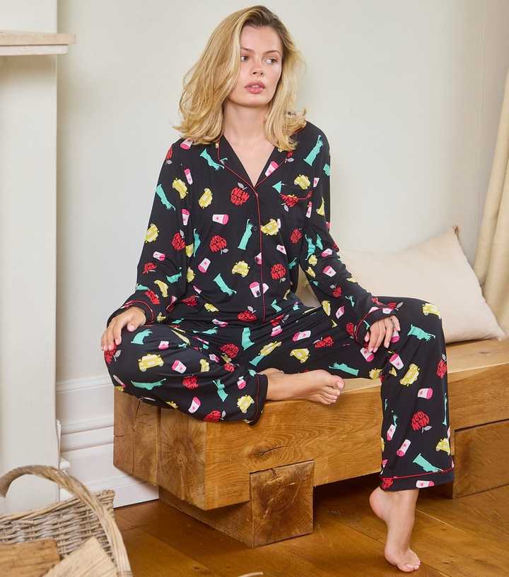 Loungeable Black New York Print Pyjama Set