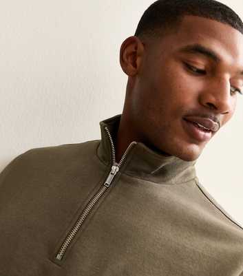 Mid Green Regular Quarter Zip Sweatshirt