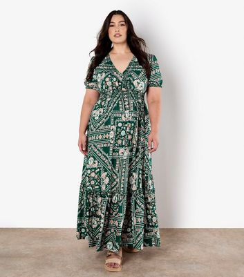 Apricot Curve Green Scarf Print Maxi Dress | New Look