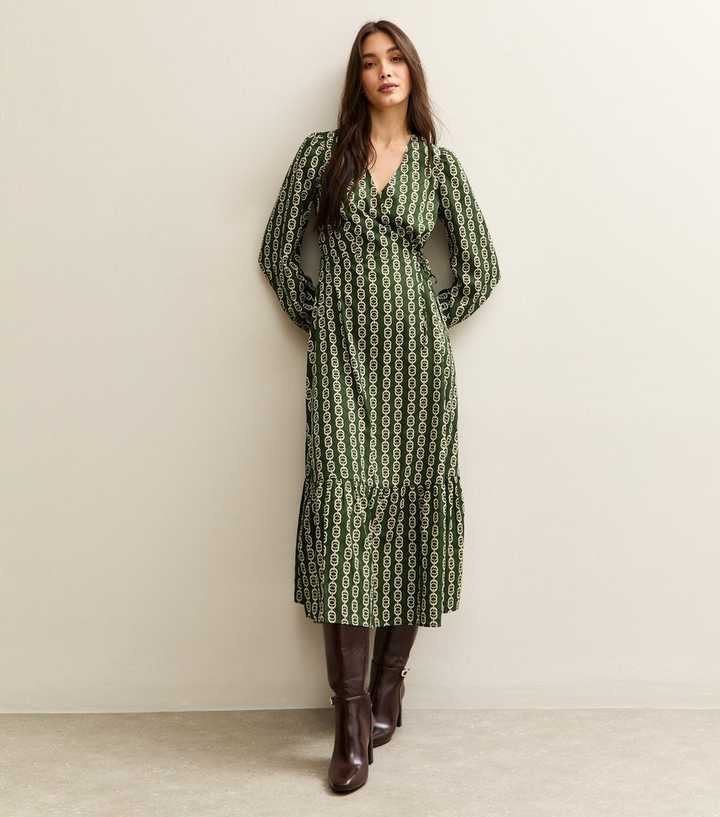 Green Pattern Print Tiered Hem Midi Dress