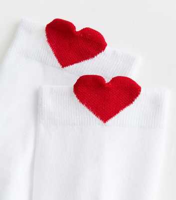 White Heart Detail Ankle Socks