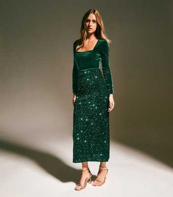 Dark Green Velvet Sequin Embellished Midi Skirt