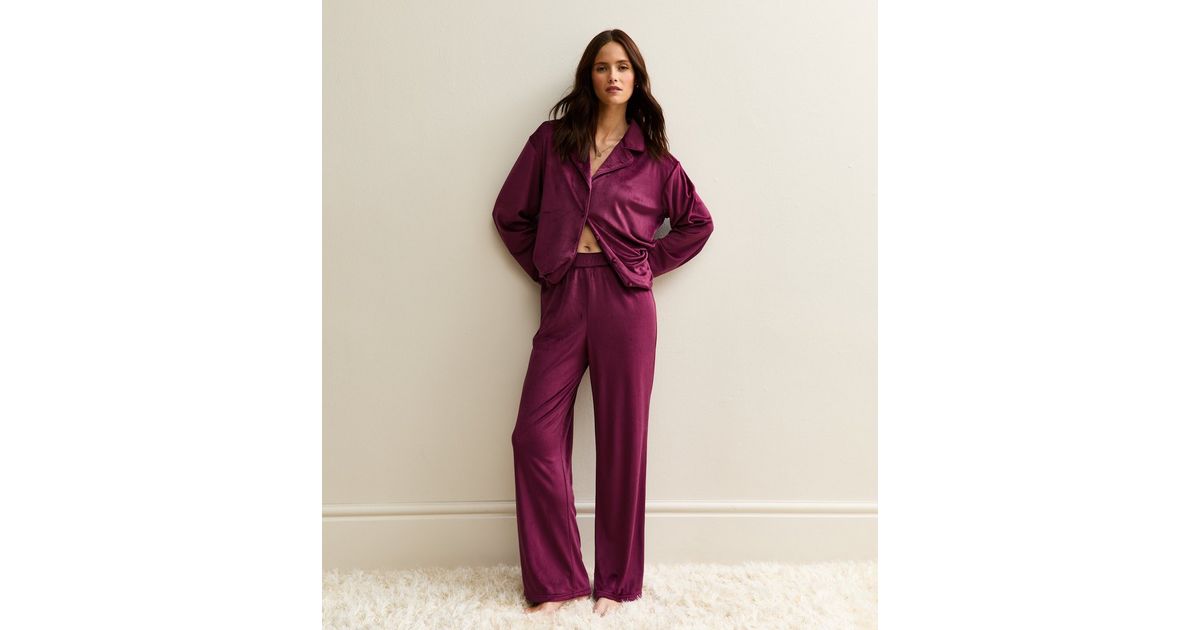 Dark Burgundy Velvet Pyjama Set | New Look
