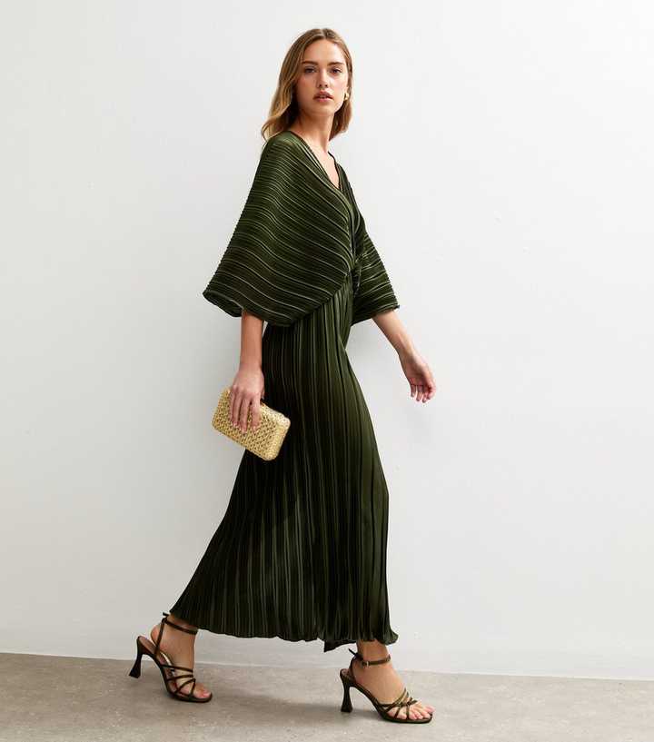 Khaki Satin Plisse Batwing Sleeve Midi Dress