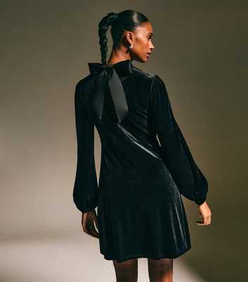 Black Velvet Long Sleeve Mini Dress