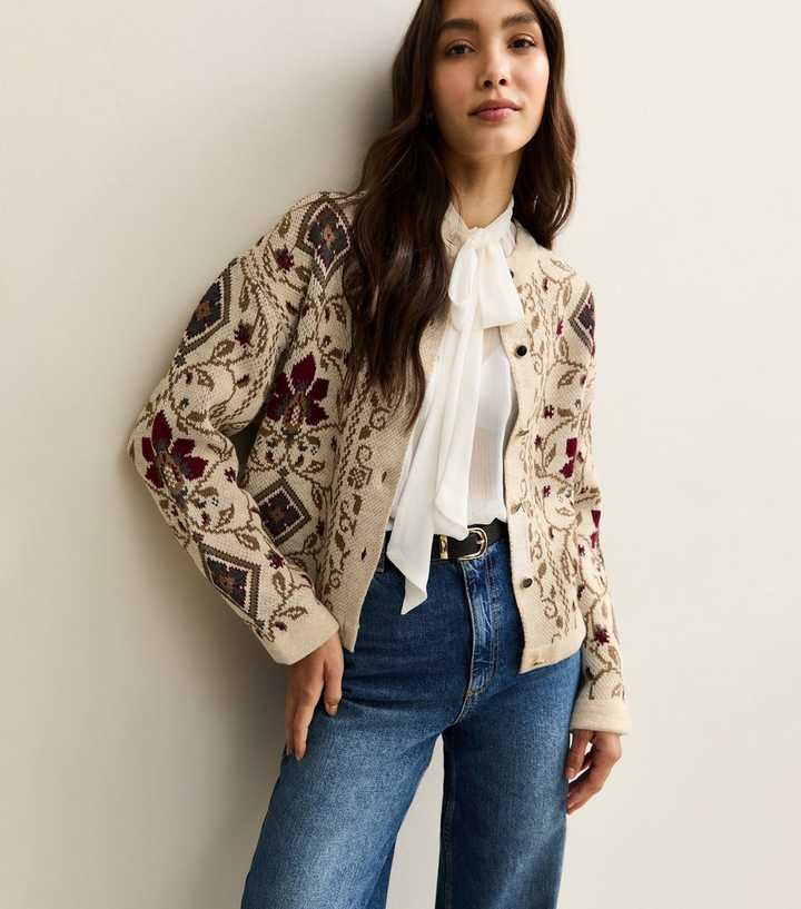 Cream Tapestry Design Cardigan