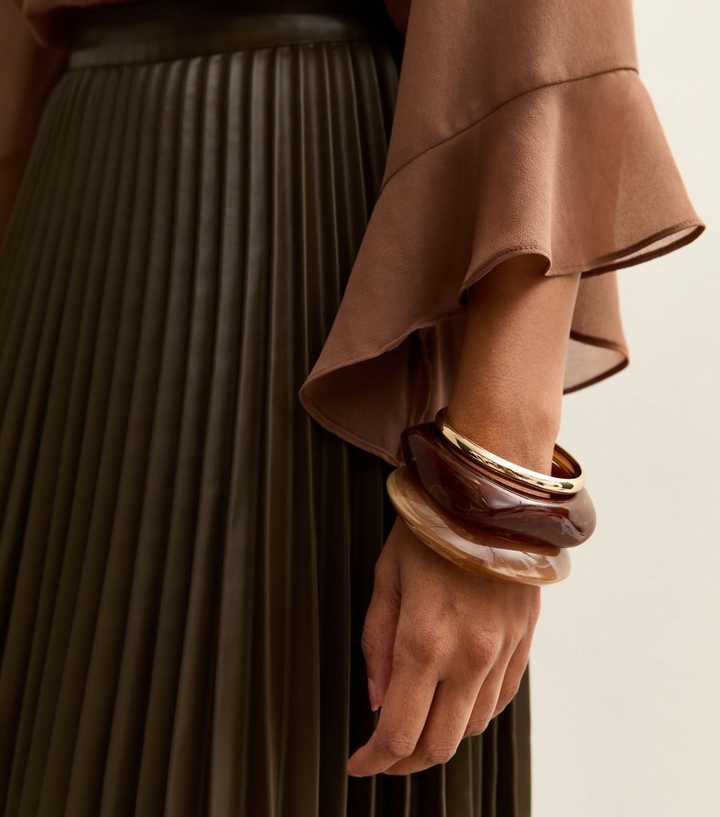 Pack of 3 Brown Resin and Gold Tone Metal Bangles
