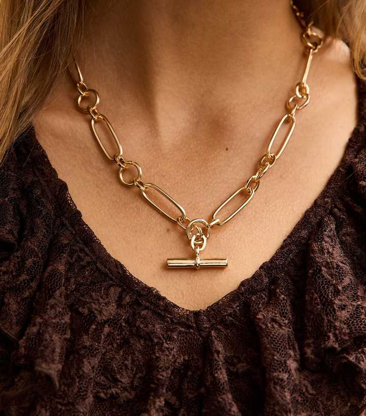 Gold Tone Chain Link T-Bar Necklace 