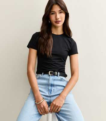 Black Crew Neck Fitted T-shirt