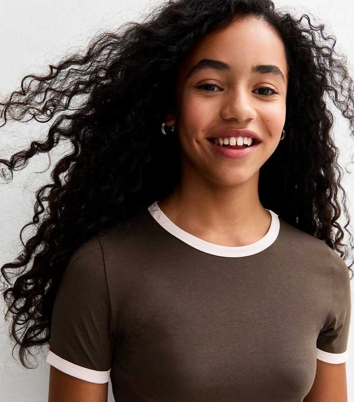Girls Dark Brown Contrast Trim Crew Neck T-Shirt