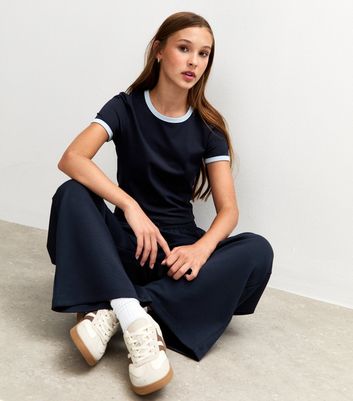 Girls Navy Contrast Trim Crew Neck T-Shirt New Look