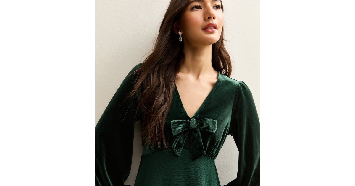 ch green dress The Margot Dress in Grafton Green Velvet Grafton Green Velvet / S