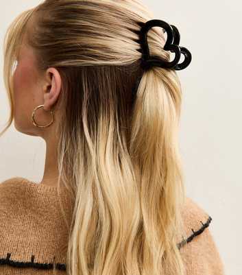 Black Heart Hair Clip