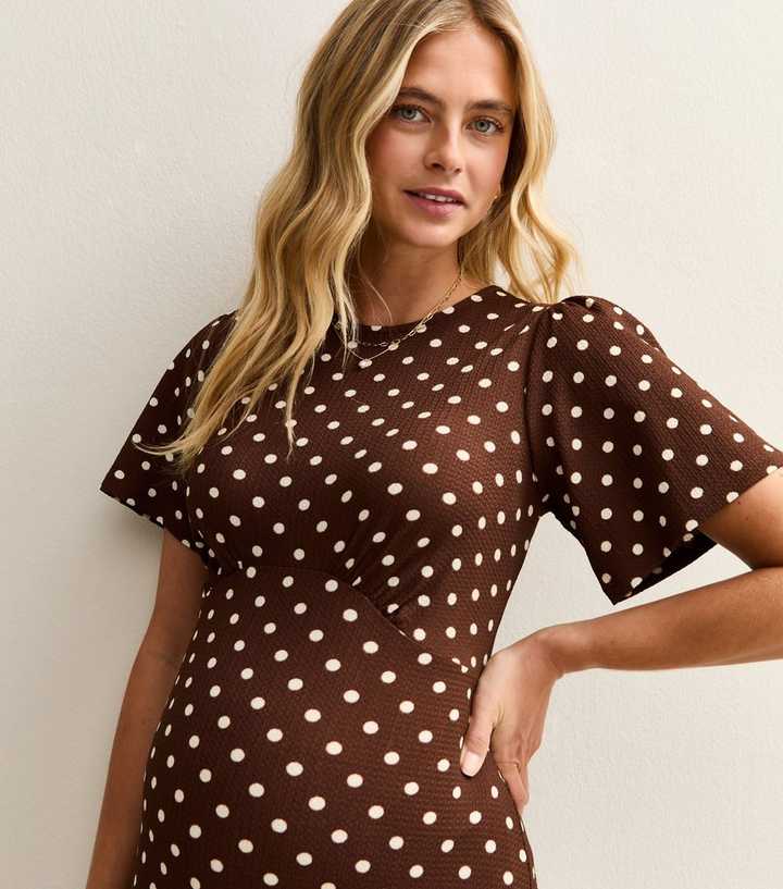 Maternity Brown Crinkle Spots Short Sleeve Midi Dress