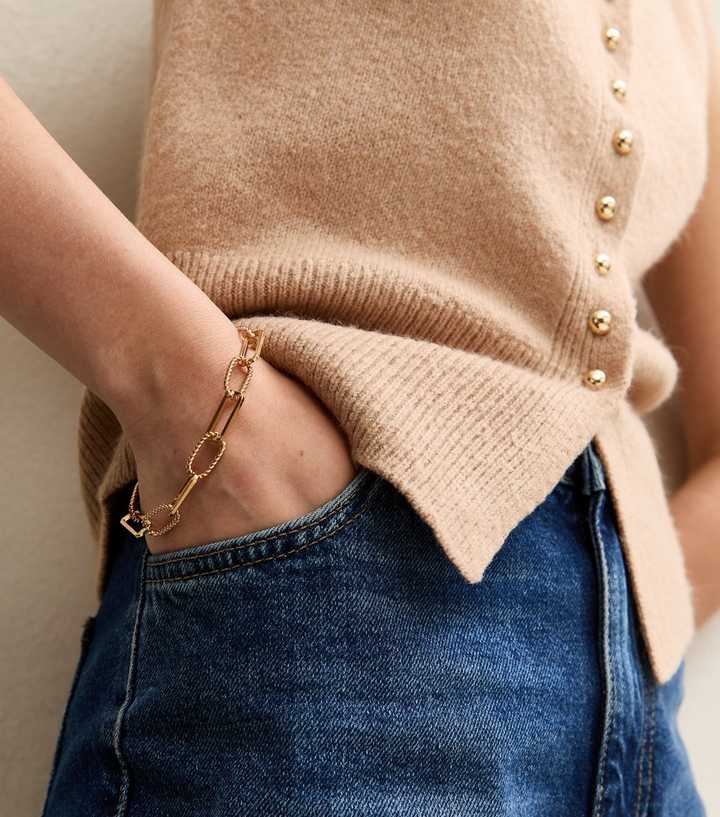 Gold Tone Chain Link Bracelet