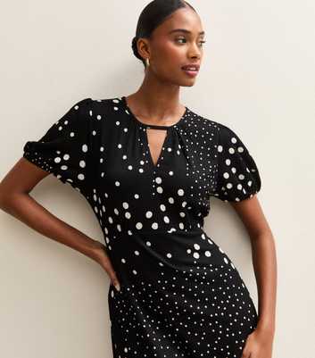 Black Crinkled Polka Dot Keyhole Midi Dress