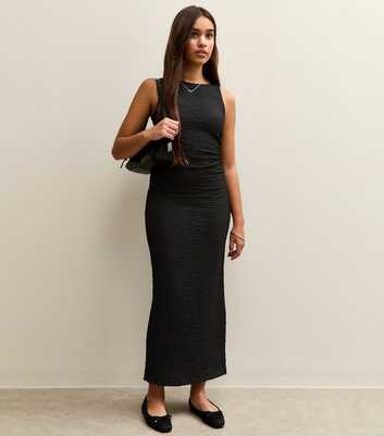 Girls Black Crinkled Sleevless Maxi Dress