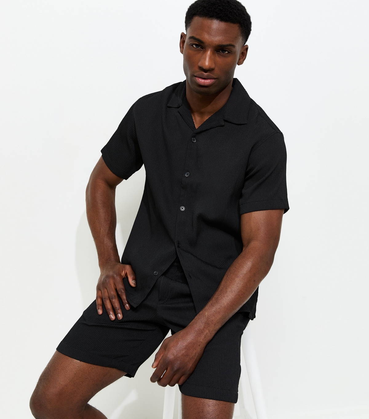 Jack & Jones Men's Black Relaxed Striped Short Sleeve Shirt New Look