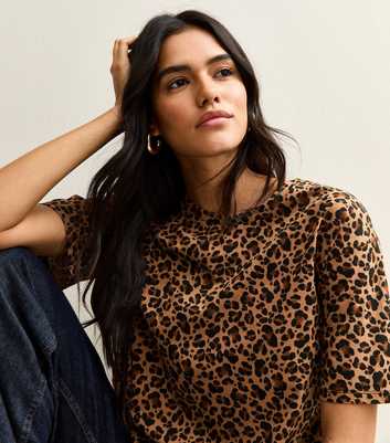 Brown Leopard Print T-Shirt