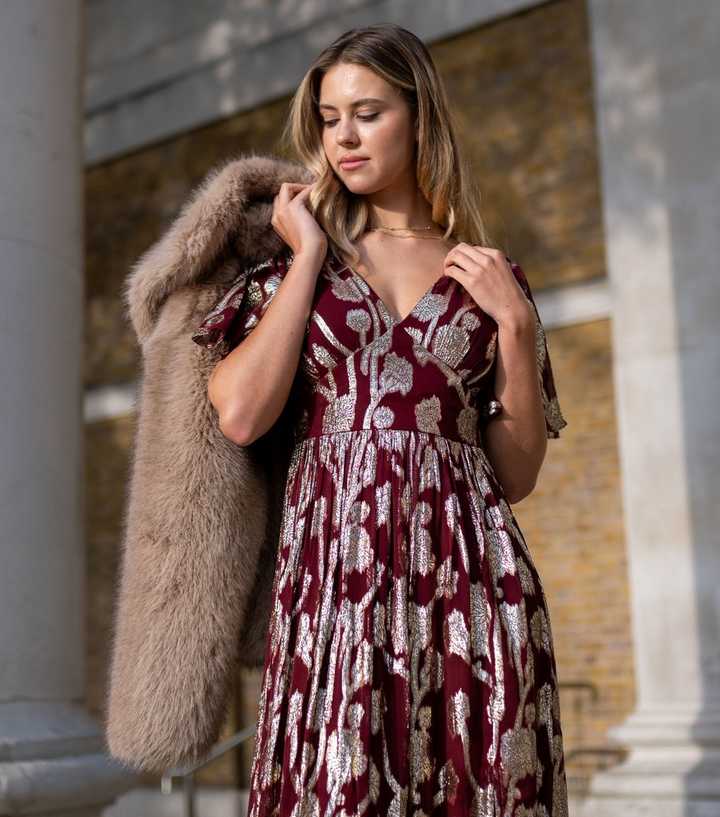Gini London Dark Burgundy Floral Midi Dress | New Look