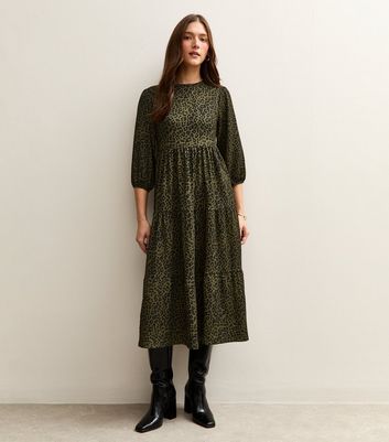 Green Animal Print Crinkled Tiered Midi Dress