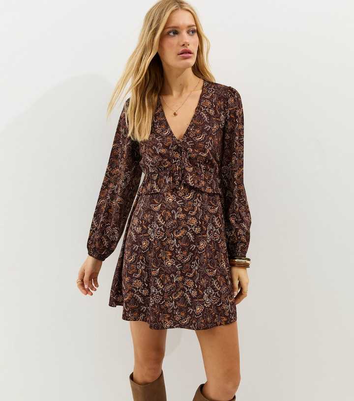 Brown Paisley Ruffled Long Sleeve Midi Dress