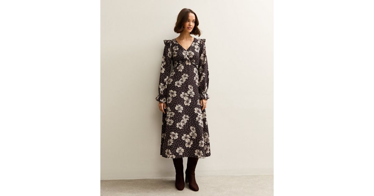 knee length dresses for ladies Black Floral Jacquard Midi Dress - Short Sleeve Dresses main image 0