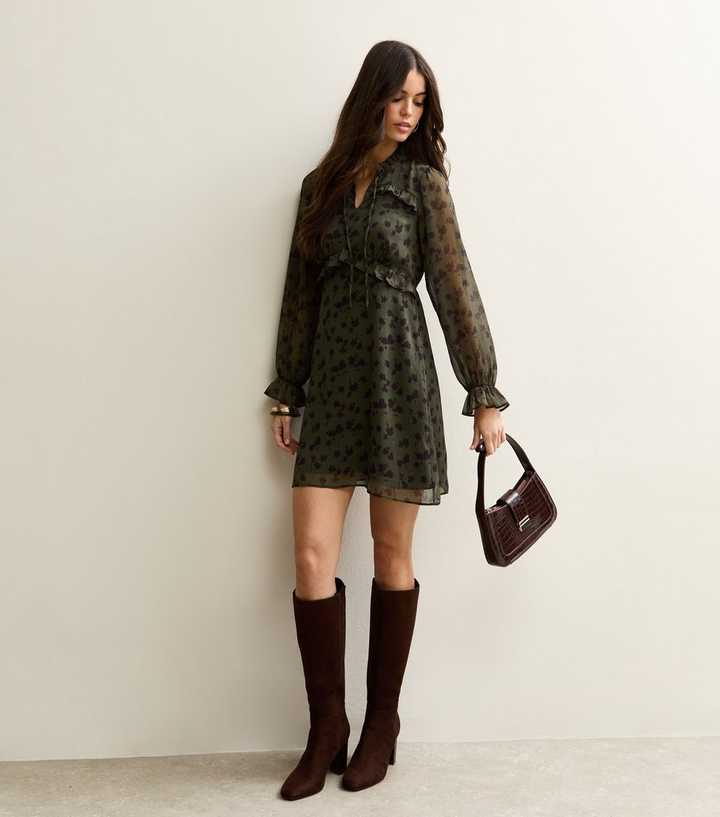 knee length dresses for ladies Ecru and Sap Green Crinkled Cotton Open Sleeve Bohemian Short Dress 48