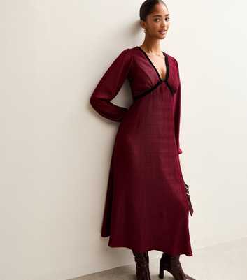 Dark Burgundy Plisse V-Neck Midi Dress