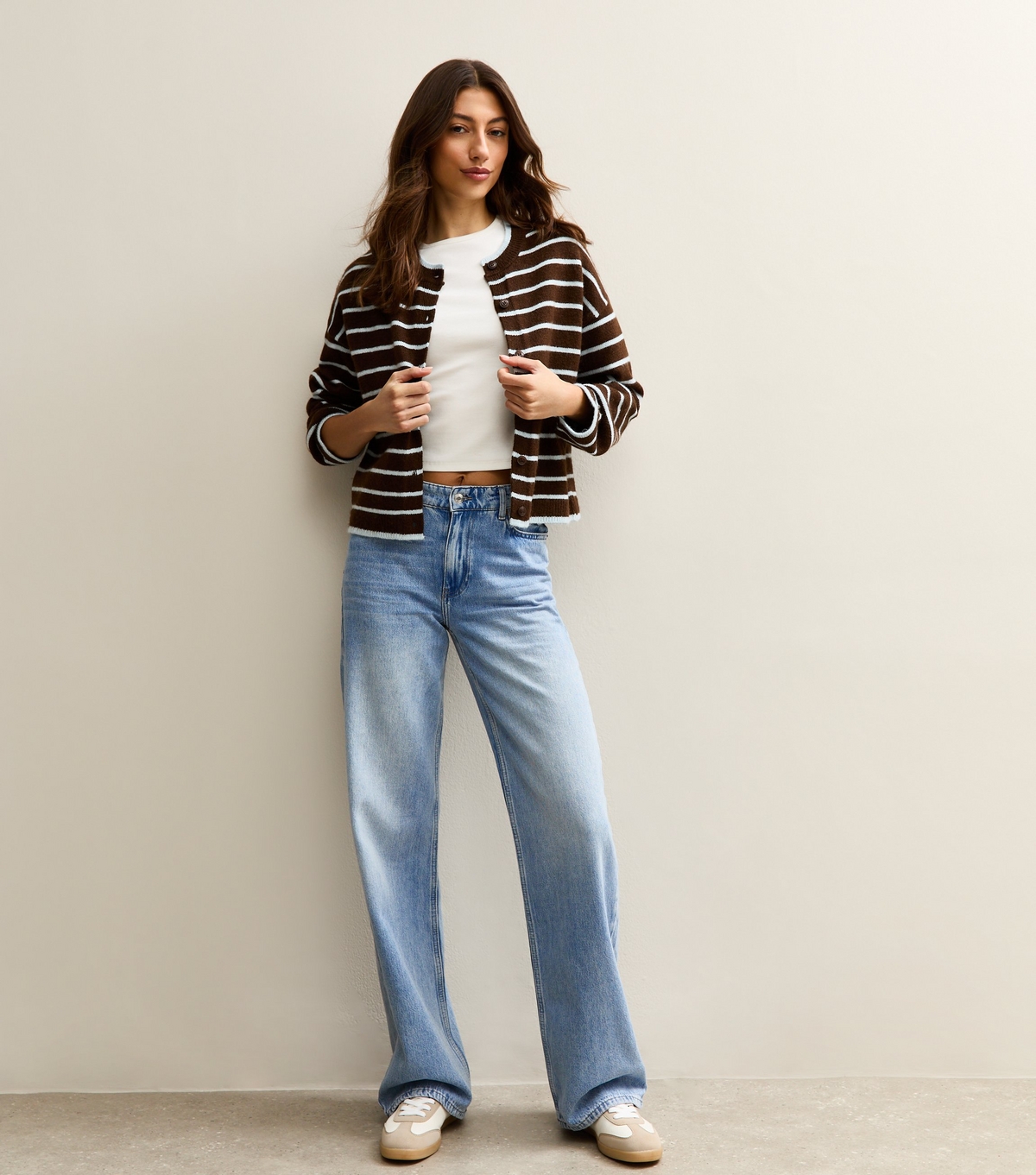 Women's Tall Mid Blue Low Rise Wide Leg Jeans New Look