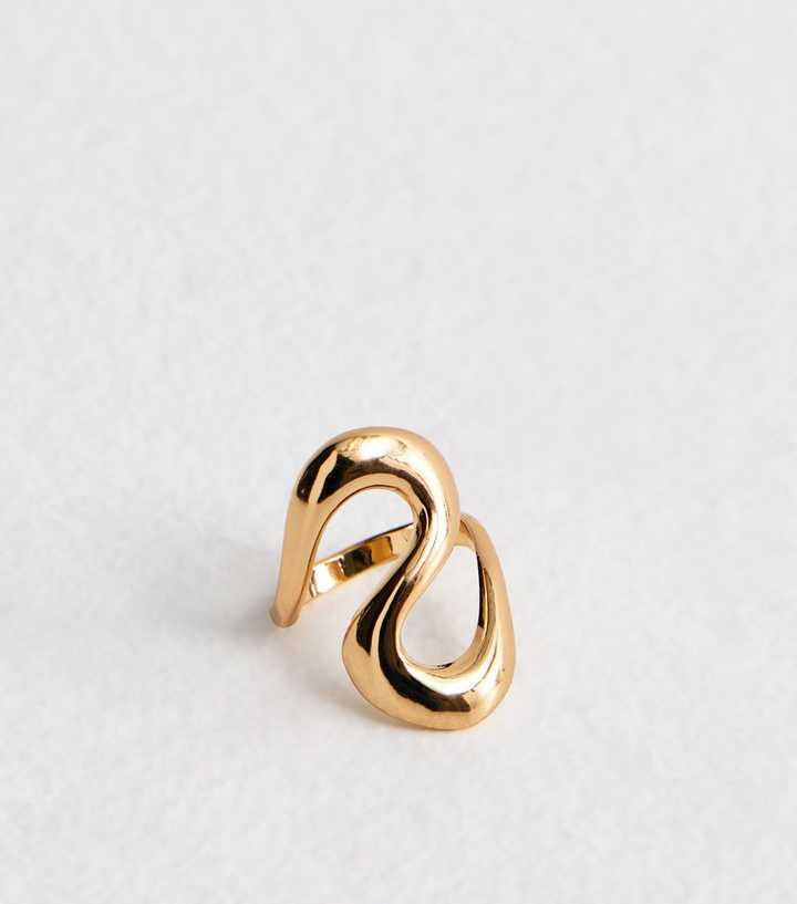 Gold Tone Wavy Ring