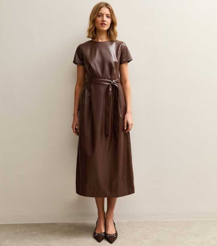 polka dot midi dress brown Davica Chocolate Brown and Cream Polka Dot Midi Dress – Style Cheat main image 0