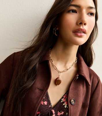Gold Tone Resin Pendant Chain Necklace