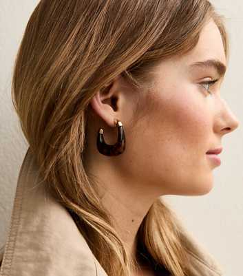 Brown Tortoiseshell Curved Edge Earrings