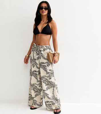 Petite Cream Palm Tree Print Beach Wide Leg Trousers
