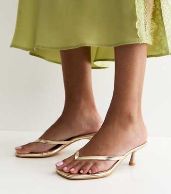 Gold Faux Leather Toe Post Mule Sandals