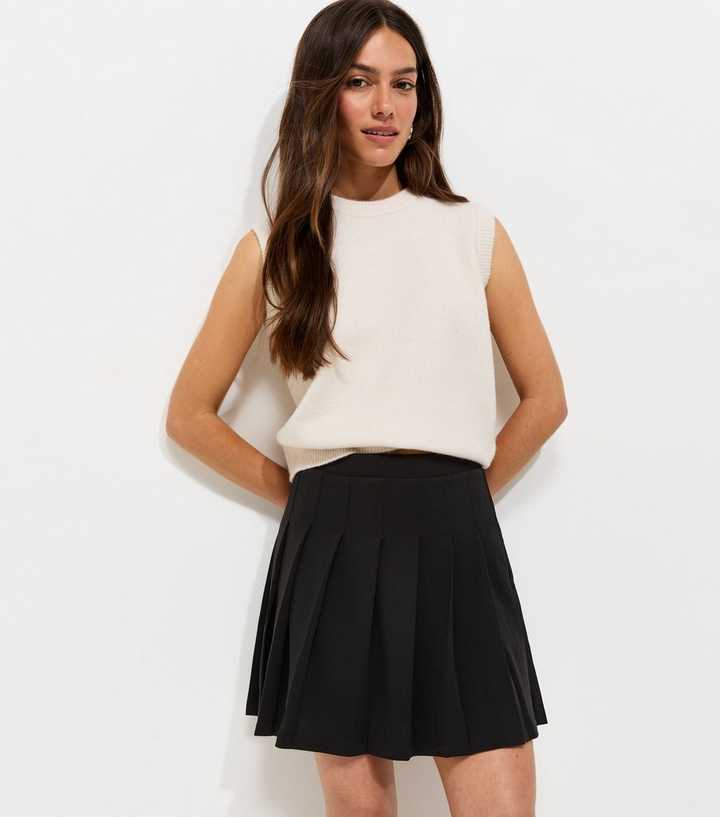 Petite Black Crepe Pleated Mini Skirt