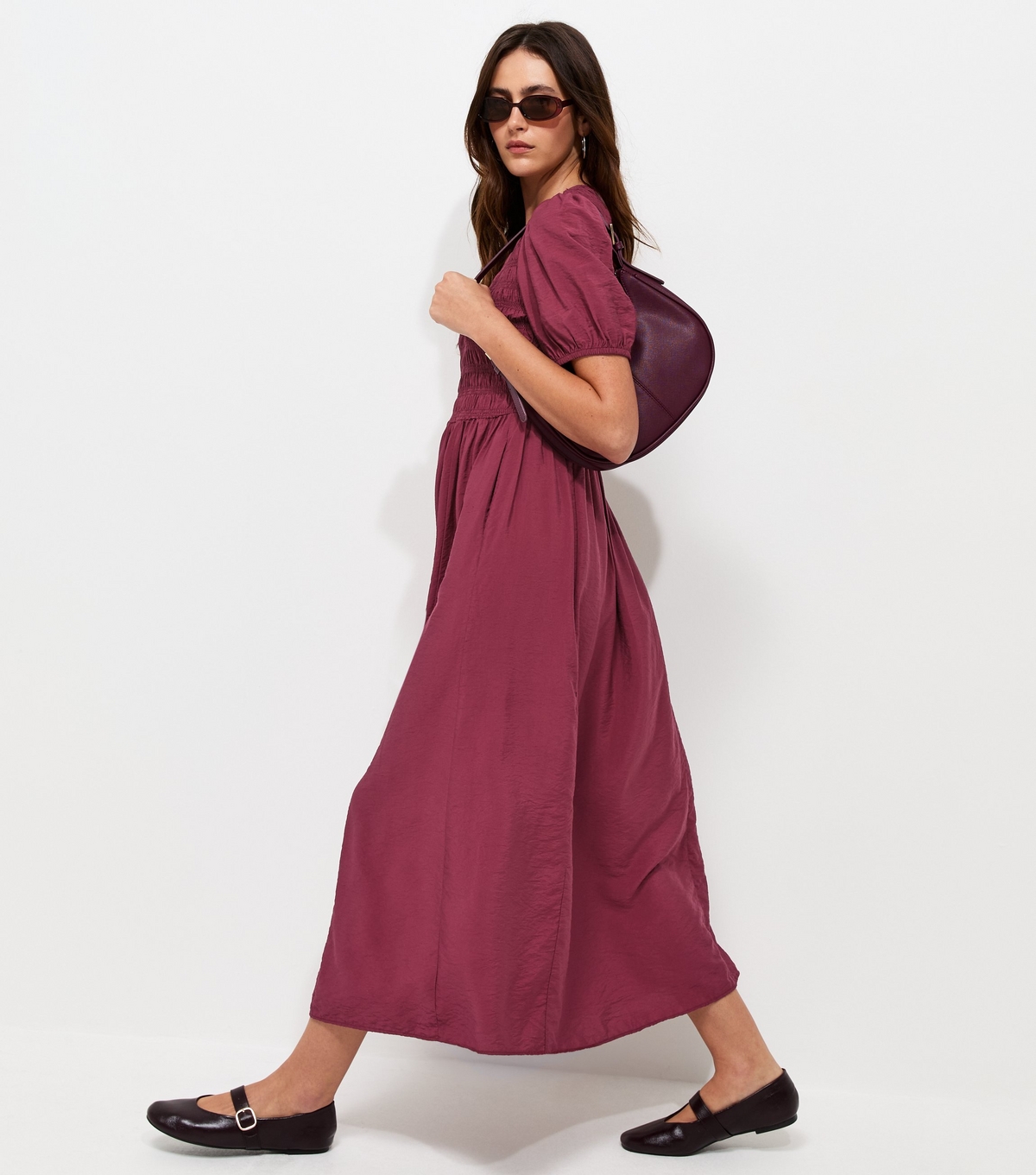 Women's Dark Burgundy Shirred Body Short Sleeve Midi Dress New Look