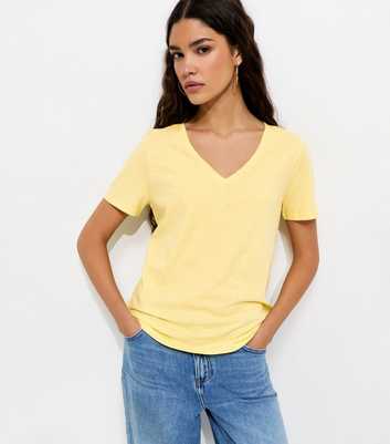 Light Yellow Cotton V-Neck T-Shirt