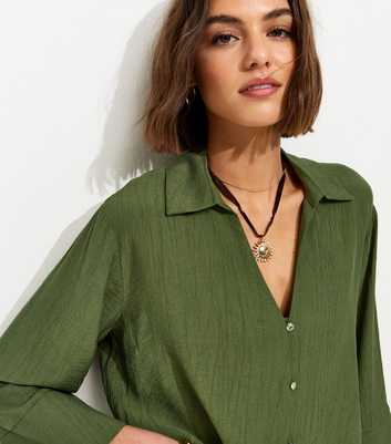 Dark Khaki Crinkled Cropped Sleeve Shirt
