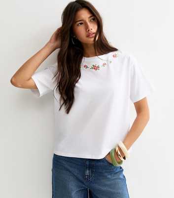 White Floral Cross Stitch Embroidered Boxy T-Shirt