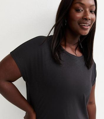 curves-black-curved-hem-t-