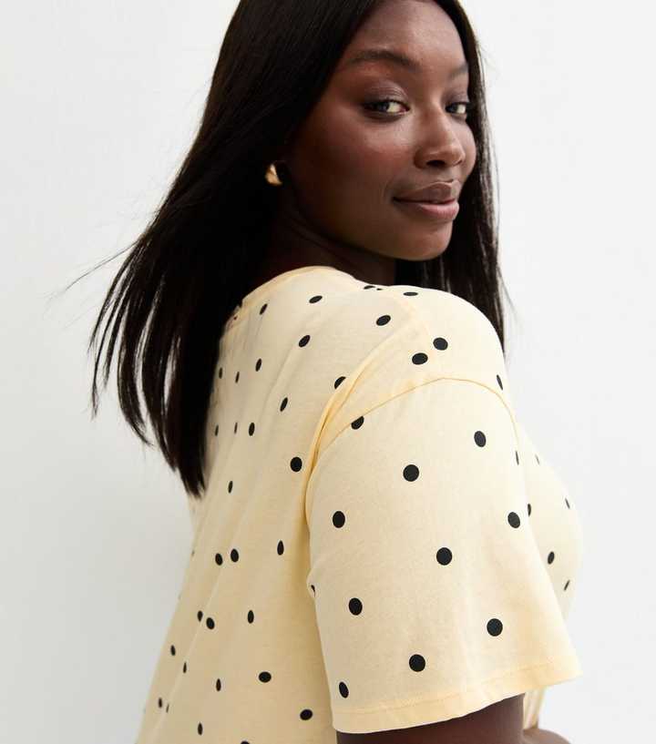 Curves Yellow Spot Print Tie Front T-Shirt